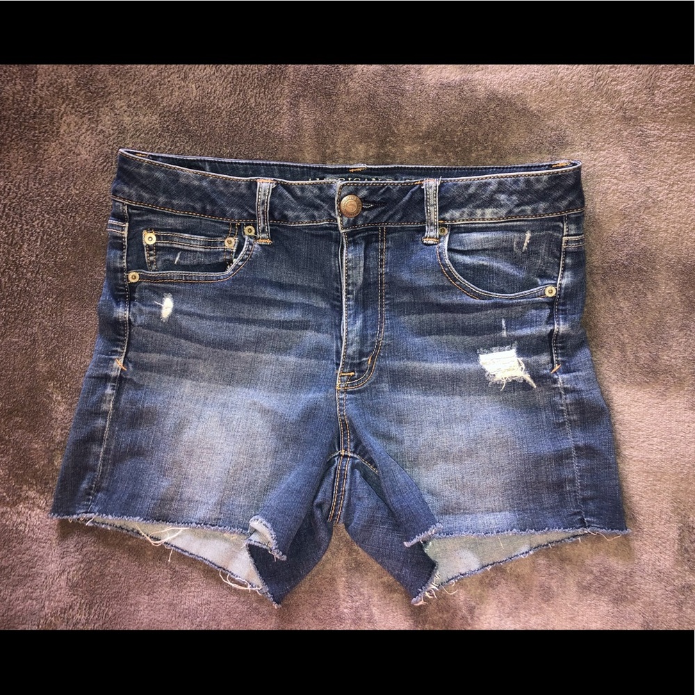 American Eagle distressed shorts